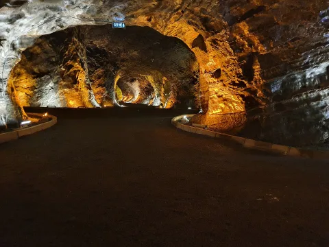 Tuzluca Tuz Mağarası