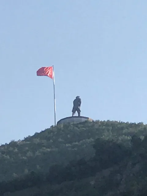 Artvin Atatürk Heykeli (Atatepe Atatürk Anıtı)