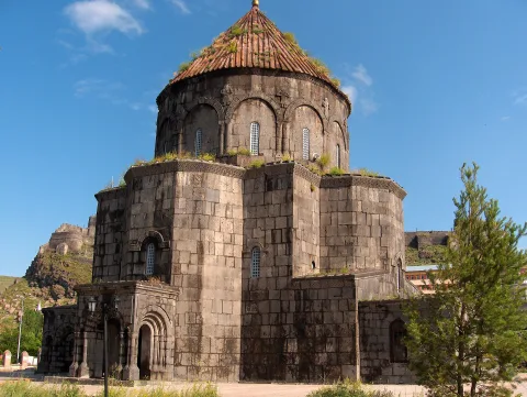 Kümbet Camii