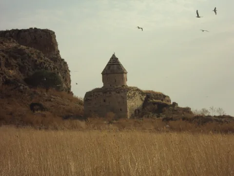 Çarpanak Adası ve Ktuts (Aziz Jean) Manastırı