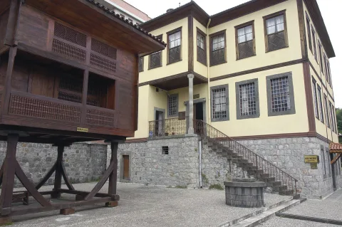 Atatürk Evi Müzesi (Mehmet Mataracı Konağı)
