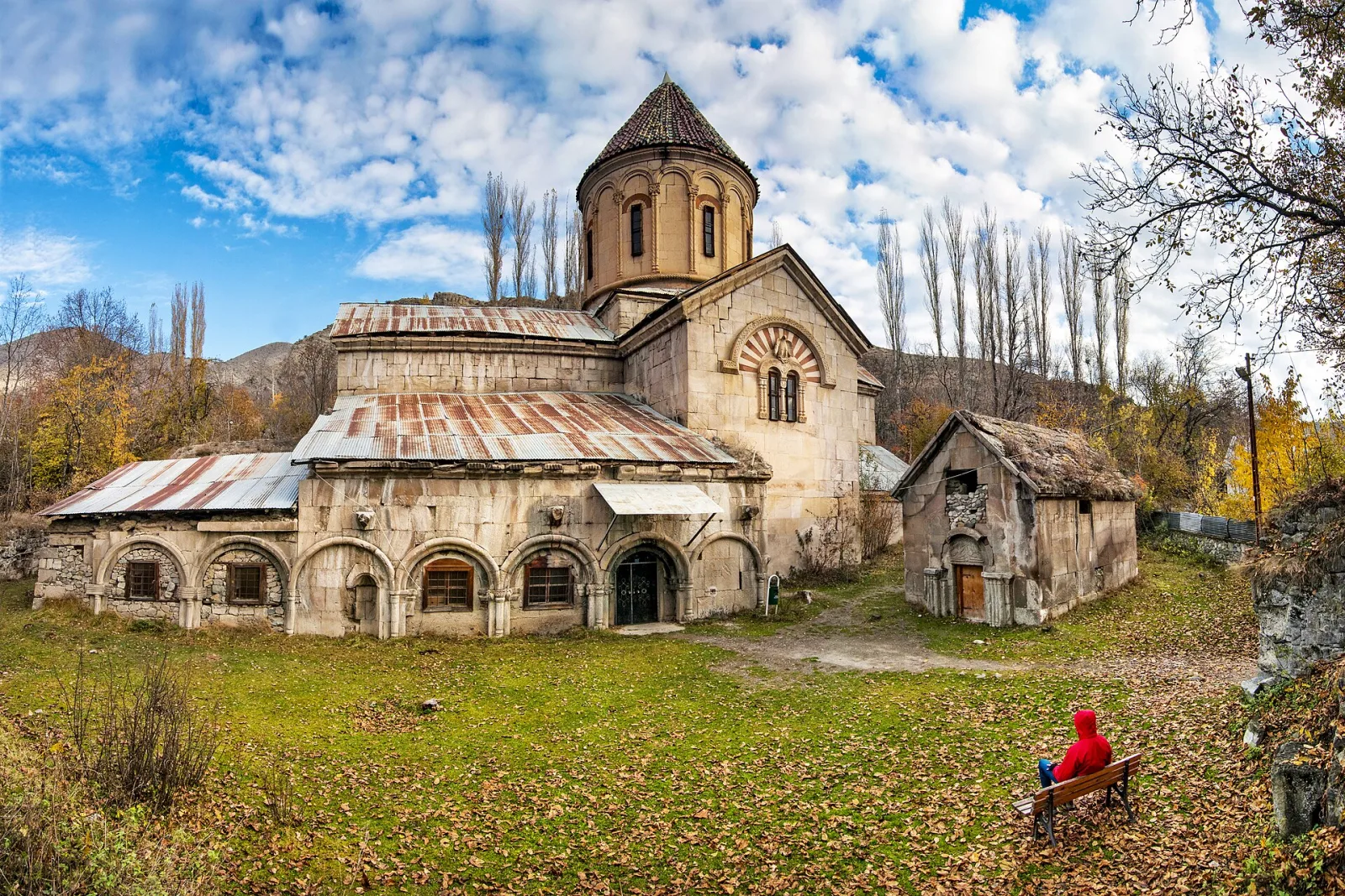 Bağbaşı'ndaki Hahuli Manastırı kilisesi